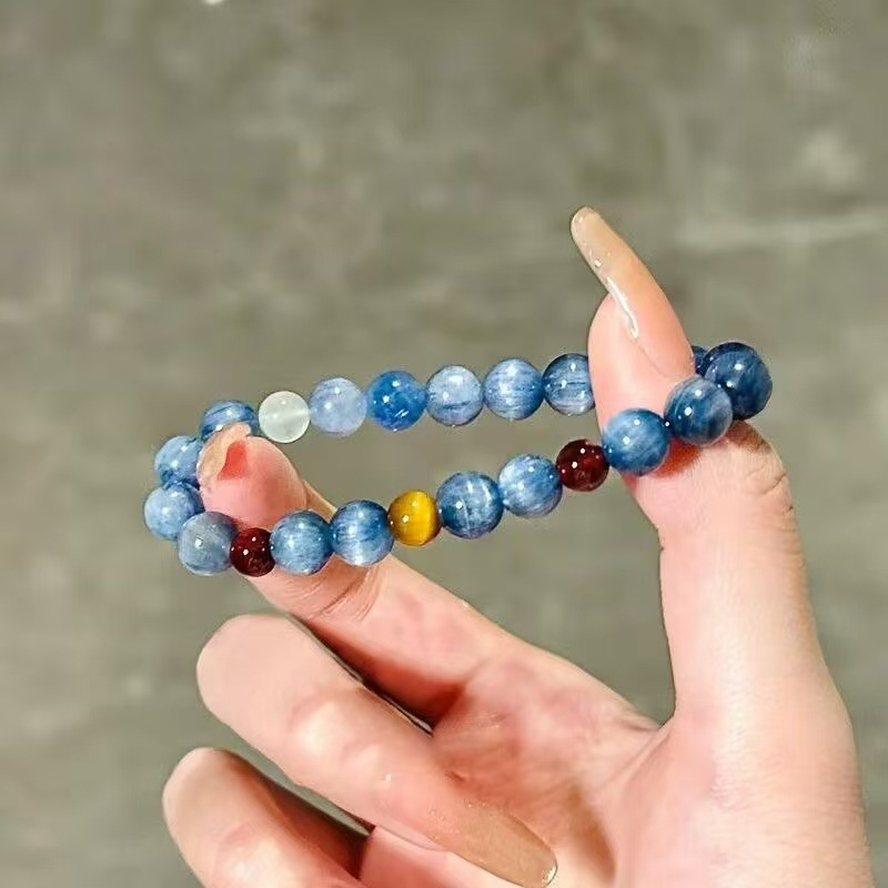 ガーネット・カイヤナイトビーズブレスレット レトロでユニーク - Yoga Fitness Tracker のレビューと価格