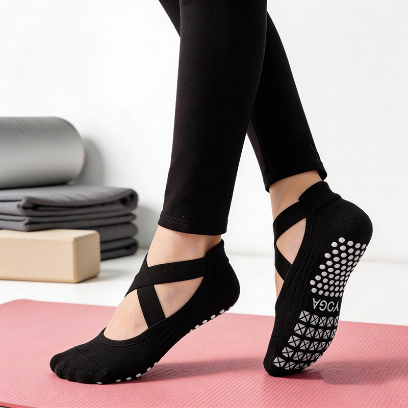 女性ノンスリップヨガソックスシリコーン屋内綿包帯バックレスピ - Fitness Yoga Pilates のレビューと価格